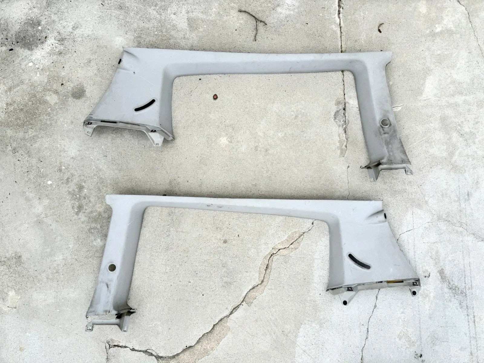 92-95 Honda Civic Hatchback – OEM Left & Right Rear Upper C-Pillars